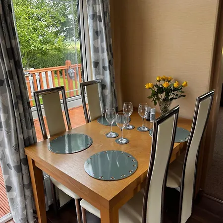12 Field Views - 2 Bedrooms 2 Bathrooms - 1 Shower - 1 Bath No Sign Written Vans High Hesket