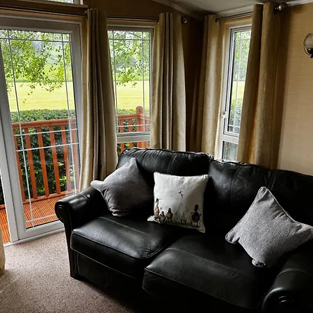 12 Field Views - 2 Bedrooms 2 Bathrooms - 1 Shower - 1 Bath No Sign Written Vans *